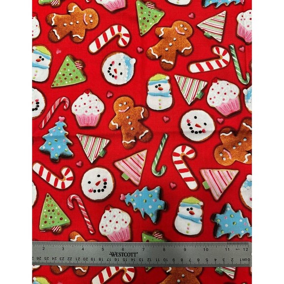 Christmas Holiday Print Fabric 100% Cotton Quilting Dogs Cookies Sweater 2.75 yd - Picture 3 of 5